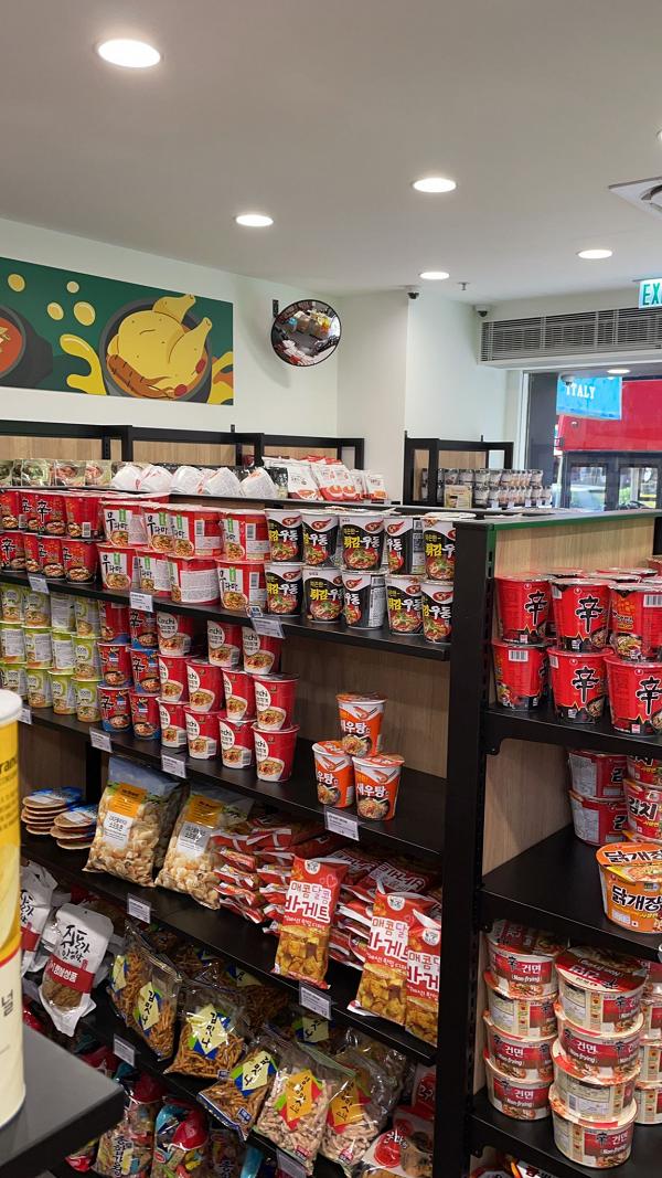【油麻地好去處】油麻地新開韓式超市 全部韓國直送！全港首部煮拉麵機