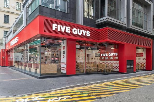 美國漢堡店Five Guys進駐奧海城！香港第7間分店將開幕 歎即叫即製漢堡/招牌花生醬奶昔