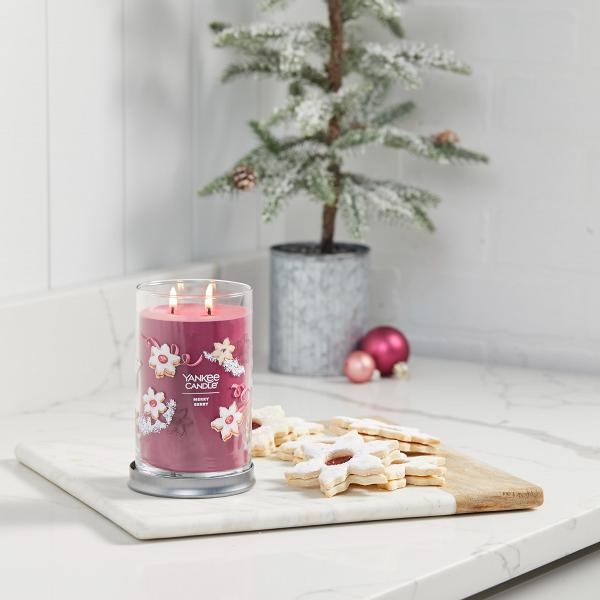 Yankee Candle Merry Berry Signature Large Tumbler Candle $288