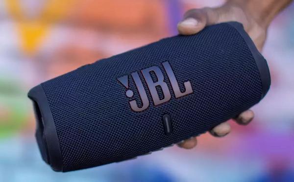 JBL Charge 5便攜式防水藍芽喇叭黑色 $939
