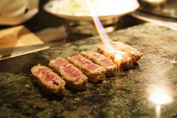 【銅鑼灣美食】Mr.Steak推出12月聖誕自助餐優惠！最平$250任食和牛/即開生蠔/龍蝦/長腳蟹