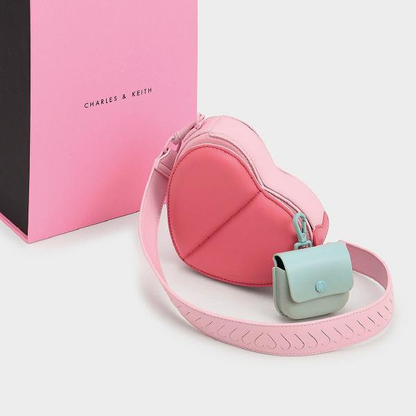 【情人節禮物2022】Charles & Keith情人節系列登場 心型手袋/耳機套/鞋款