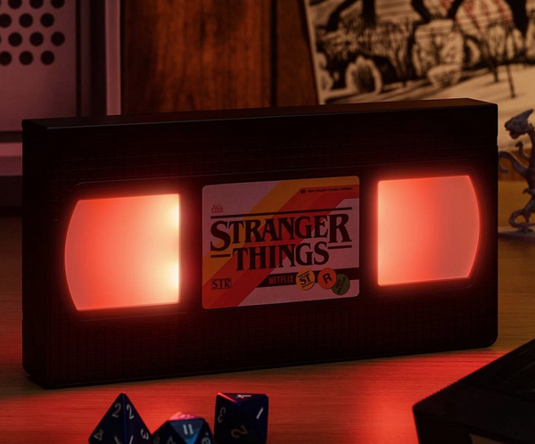 網購開箱 | Netflix大熱《怪奇物語Stranger Things》全球首發造型家品公開！立體燈/魔王夜燈