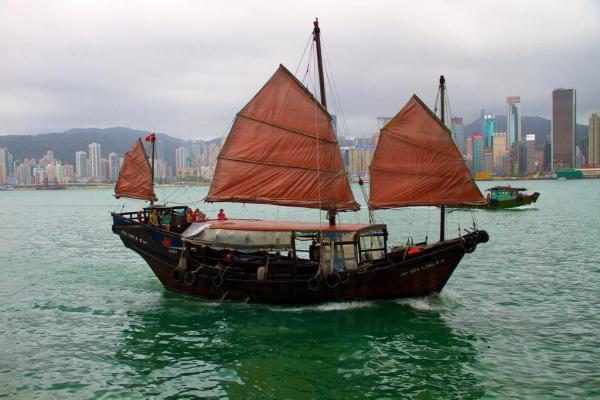 16. 租一艘帆船過一個短暫的周末 (圖片來源: globalpost)