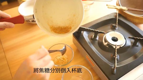 家裡常備這4種材料  隨時自製焦糖雞蛋布甸