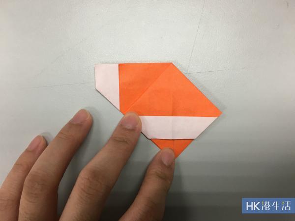 摺出一個正方形