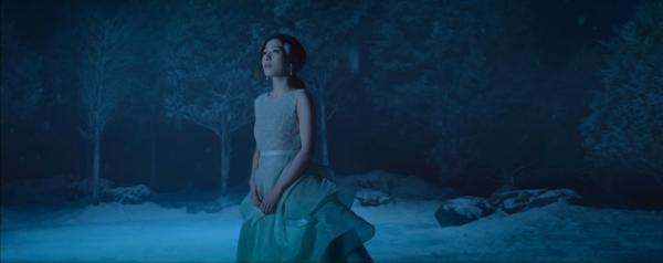 《美女與野獸》中文MV曝光　Hebe仙氣媲美Emma Watson