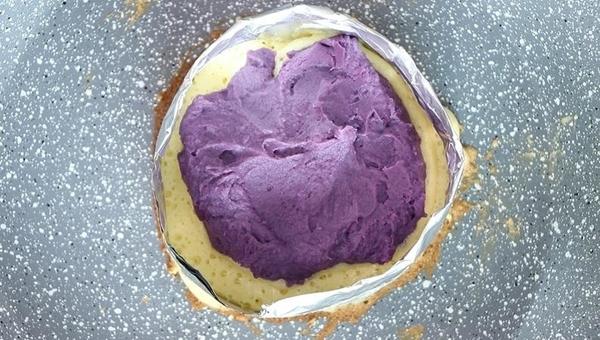 免焗版心太軟！用平底鑊整紫薯夾心蛋糕