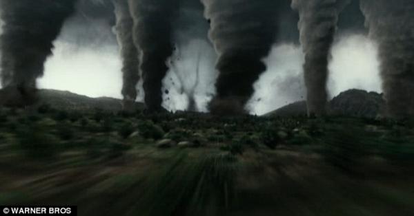  年度災難片《人造天劫》  氣象衛星攻擊地球引發氣候災難