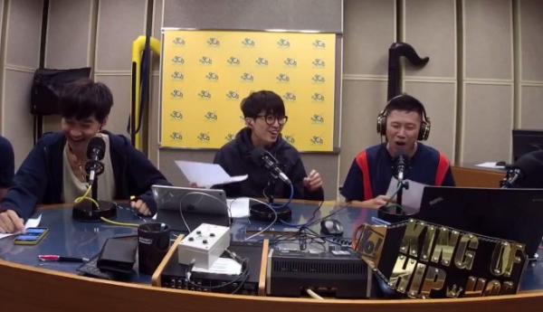 MC Jin回港接受電台訪問 即場Rap足兩段Freestyle
