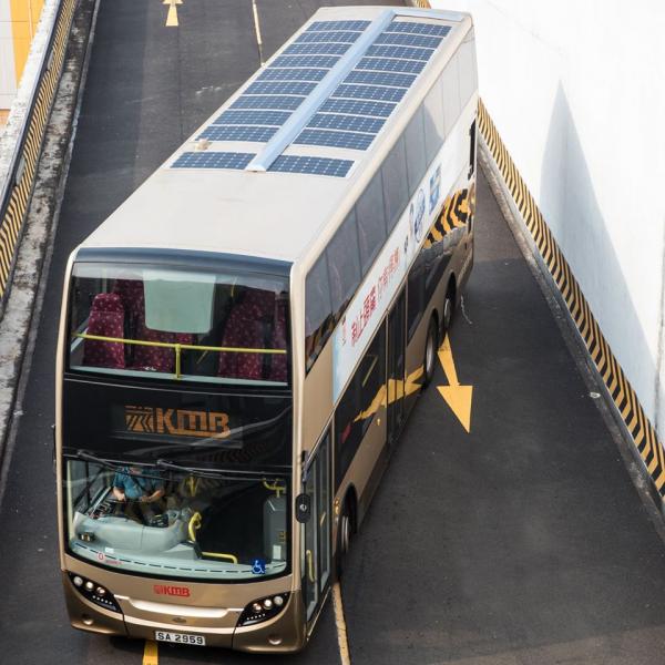 全港首架太陽能板巴士！支持環保減排溫室氣體