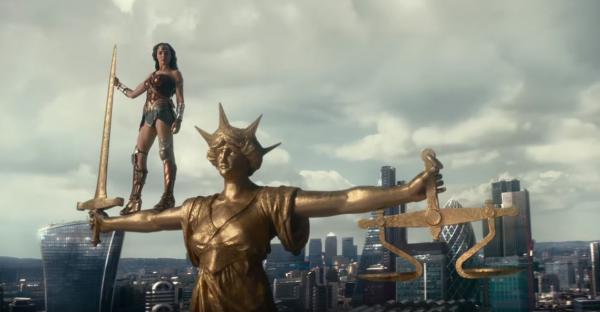 6大DC超級英雄現身 《正義聯盟》神奇女俠繼續搶鏡