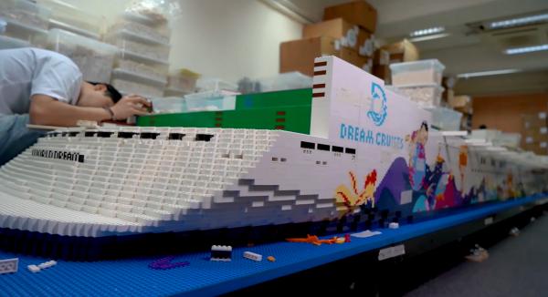 刷新健力士世界紀錄！港人砌出全球最大LEGO郵輪