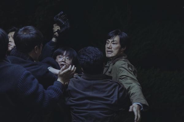 河正宇挑戰極權  《1987：逆權公民》揭開韓國民主血淚史