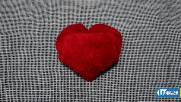 簡單摺毛巾教學　親手摺出紅色心心！