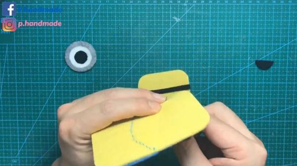 簡單材料自製Minions卡套 超得意又易整！ 