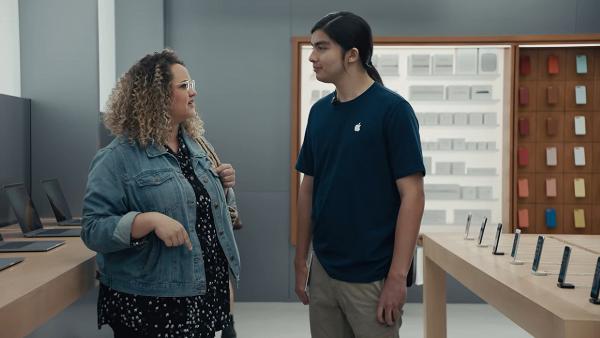 三星廣告恥笑Apple Pencil冇用 得iPad用到手機得手指可控制