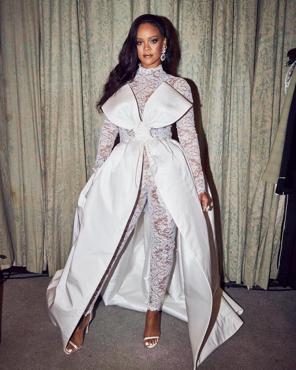 潮流教主Rihanna回歸樂壇　預告於2019年推出新專輯