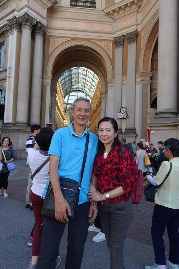難忘2000人面前求婚成就黃昏戀　陳榮峻吳香倫結婚一年恩愛如昔