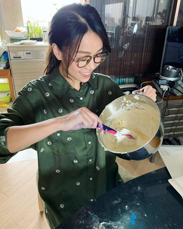 馬國明45歲生日撞正要拍《降魔的2.0》　女友黃心穎自製蛋糕嘲似阿X整餅