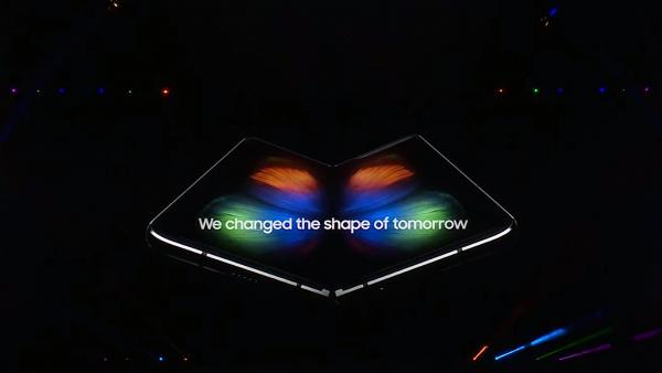 【三星發布會2019】三星首部6鏡頭摺屏機Galaxy Fold面世  9大重點全面睇
