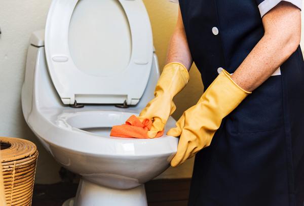 Youtuber實測講出絕望真相：沖廁不蓋廁板噴出細菌含量多幾倍