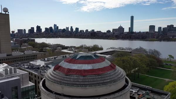 【復仇者聯盟4】名校MIT圓頂變成美國隊長盾牌 獲演員Chris Evans本人大讚