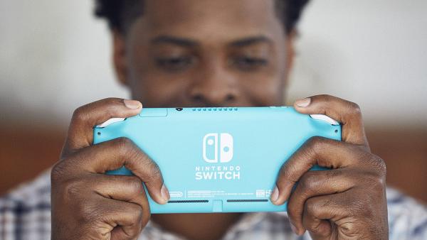 【Switch】任天堂推迷你版新機Nintendo Switch Lite 新增黃、綠2色平舊版$850