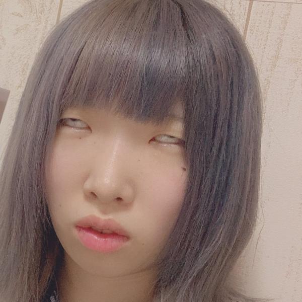 日本少女化妝技術直逼整容級數　不介意分享素顏照自嘲是「奇蹟的醜女」