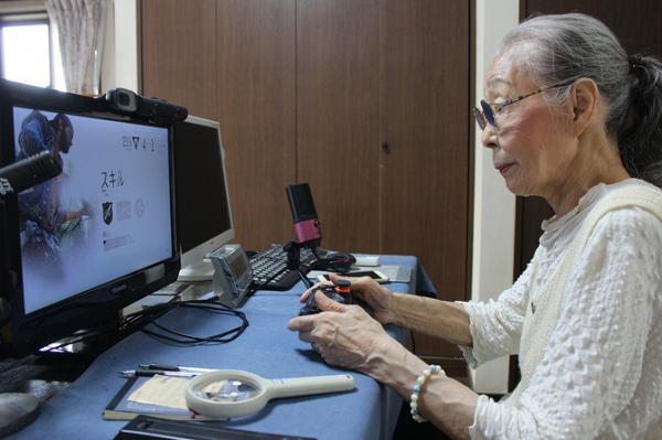 日本89歲婆婆長壽秘訣靠打機 打足38年做Youtuber開直播！最愛玩《GTA》