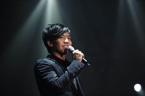 國民男友李昇基《VAGABOND》挑戰高難度動作戲 出道15年影視歌藝表現出色