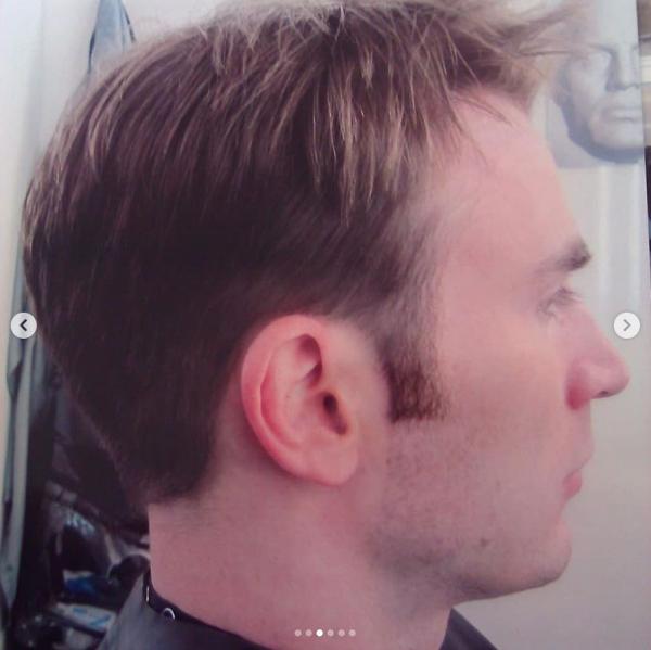 「美國隊長」造型原來靠假髮！男神Chris Evans完美髮線秘密曝光打破粉絲幻想