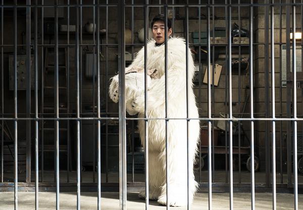 【韓國電影《獸頭救兵》】律師出奇招拯救沒落動物園 職員真人扮動物吸客爆紅