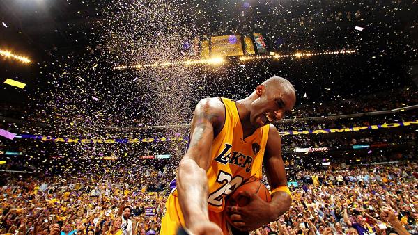 NBA著名球星Kobe Bryant遇直升機失事身亡 終年41歲