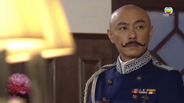 【大醬園】TVB拍劇一套戲服循環再用 龔嘉欣穿《大帥哥》張衛健軍裝勾引專員