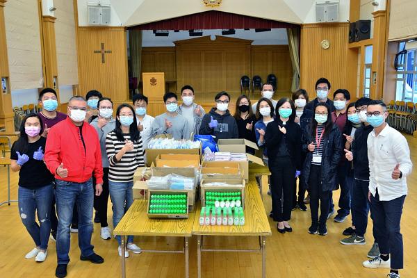 【派口罩】香港測量師學會籌集1萬個口罩！捐贈予聽障人士幫助弱勢社群