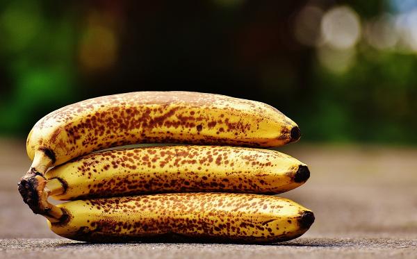 【青bb都食得？】香蕉不同階段都有營養價值！ 地捫FB教你睇顏色分7級成熟程度