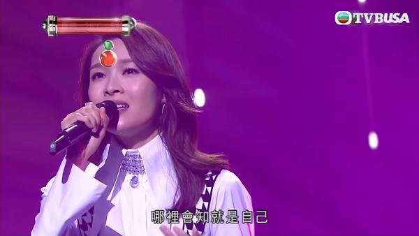 李佳芯曾唱《小幸運》被封魔音 首度電視公開演唱高音歌 網民：進步咗好多