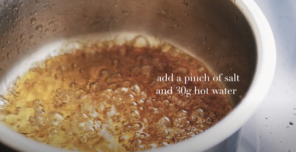 零失敗自製蜂蜜焦糖布丁燒 材料極簡單!一啖有三層口感（內附食譜+步驟)