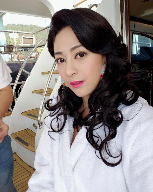 「瑠珮悅子」有望上位之際決定不續約TVB 34歲劉芷希離巢返家鄉接手家族生意