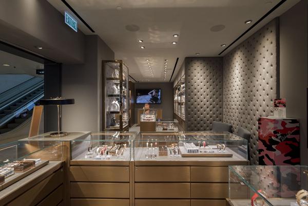 傳希臘珠寶品牌Folli Follie香港店申請清盤 全線分店結業 遣散數十名員工