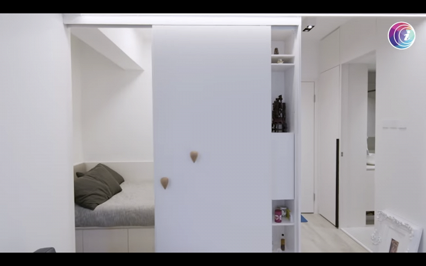 280呎單位兩房變一房空間更實用 白色簡約裝修顯生活品味惟有一個地方美中不足