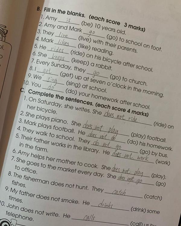 唐寧後悔少時不努力讀書連兒子功課也不懂 38歲母親決心學好英文從小四練習做起