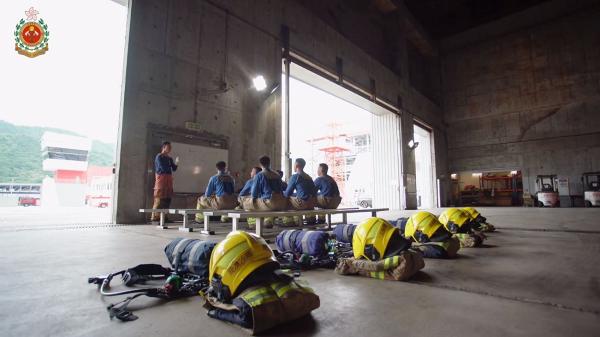 香港土生土長少數族裔青年自小夢想救急扶危 巴基斯坦裔消防員克服困難正式出班