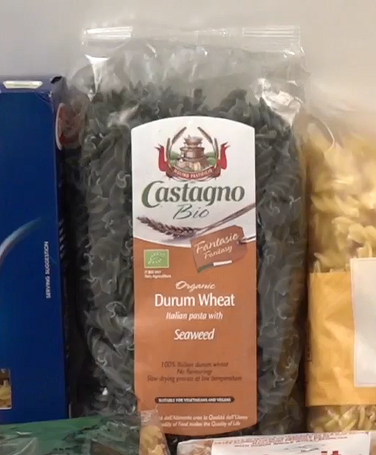 Castagno Organic Durum Wheat Italian Pasta with seaweed - Fusilli (螺絲粉) ：131塊昆蟲碎片，3隻完整昆蟲