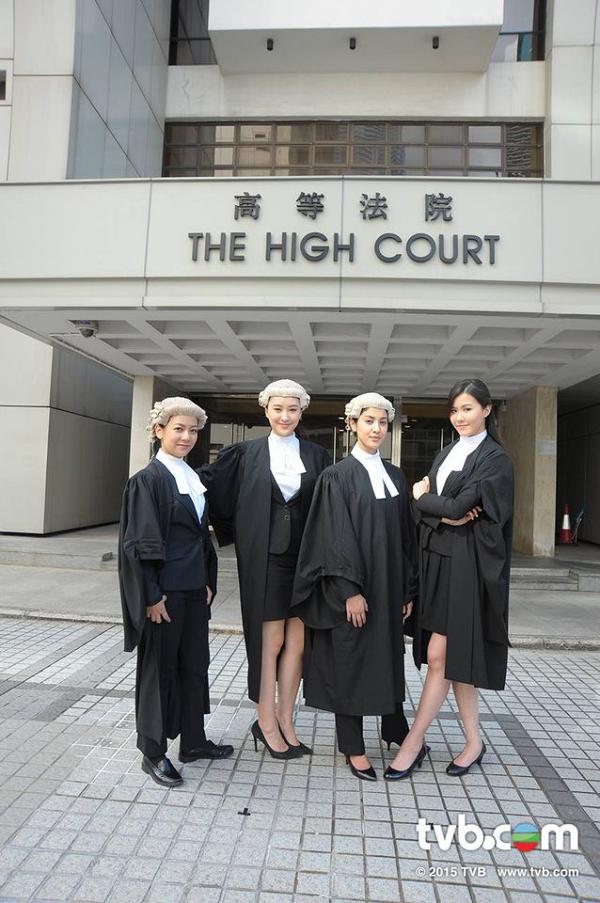 【踩過界II】蔡思貝短髮紅唇登場打官司 盤點近年8個最索女律師造型