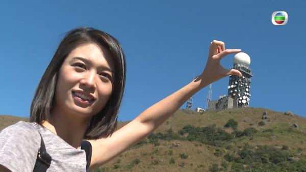TVB新聞小花黎在山原來係首位模特兒主播 甜美活潑主持行山節目神秘九頭身終於曝光