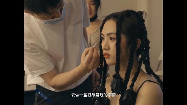 23歲「華為小公主」姚安娜入行做明星 出道MV遭狠批 網民直言顯老似宮雪花