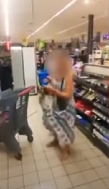 【新冠肺炎】南非女子去超市購物不滿被要求戴口罩 舉動匪夷所思當眾脫掉內褲當口罩戴