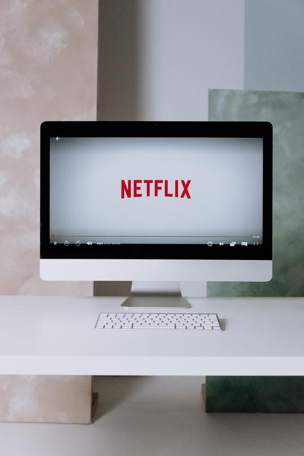 Netflix新功能打擊分享密碼 共用帳號噩耗！需驗證與帳戶持有人同住